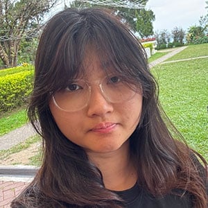 Lim headshot
